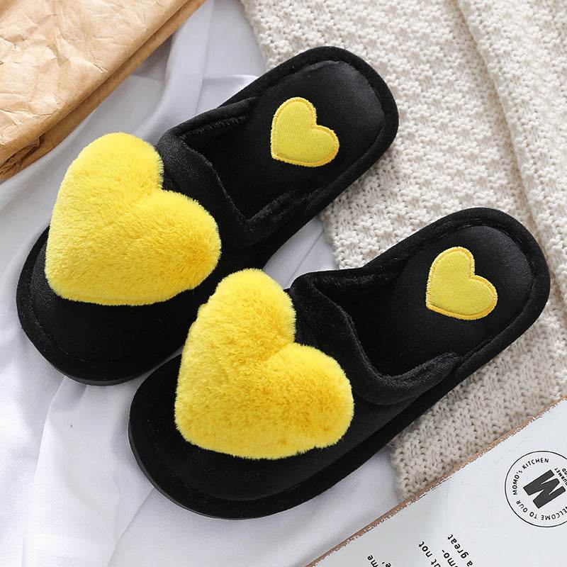 Pantuflas Fluffy con Corazón