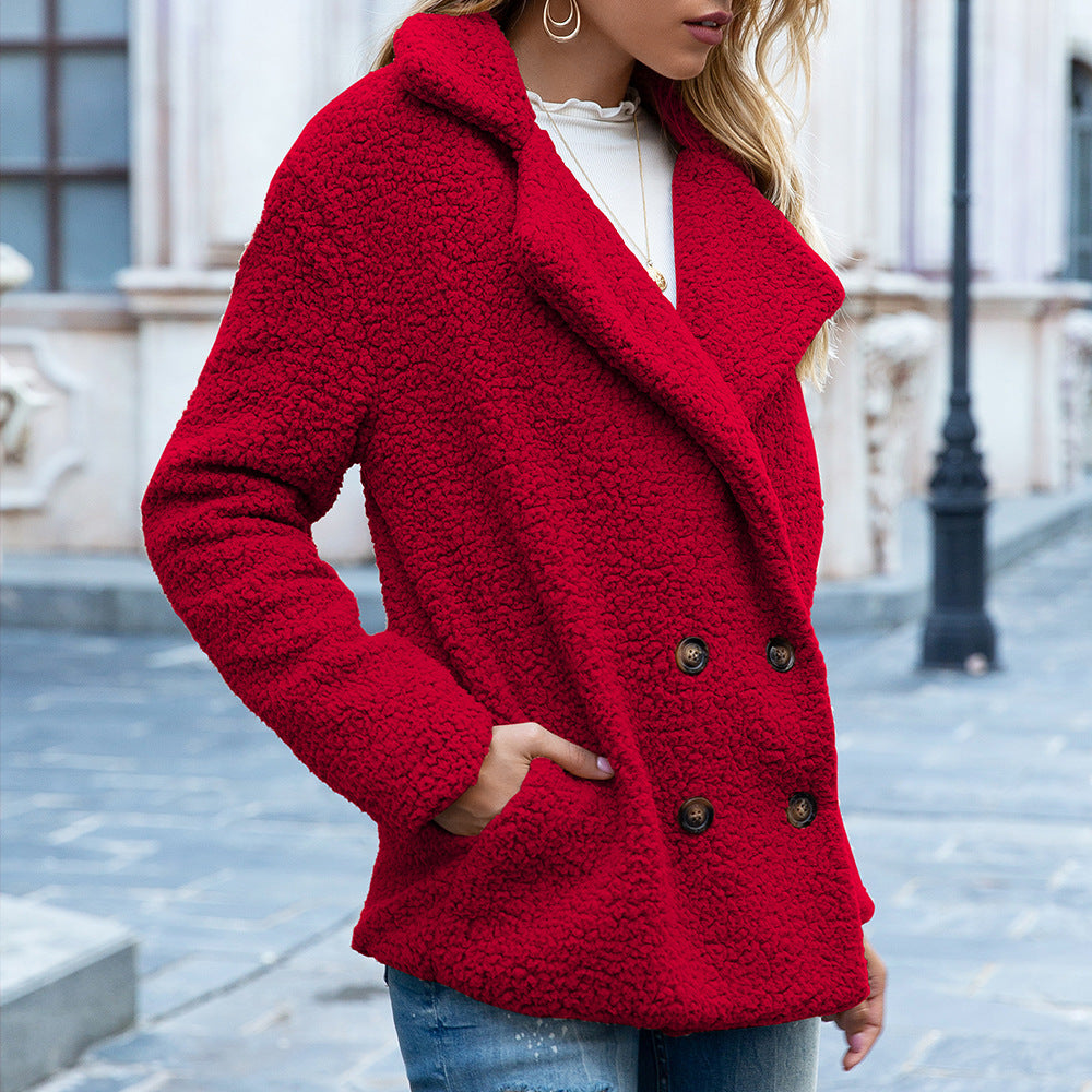Chaqueta Fluffy de Invierno con Botones – Estilo y Calidez