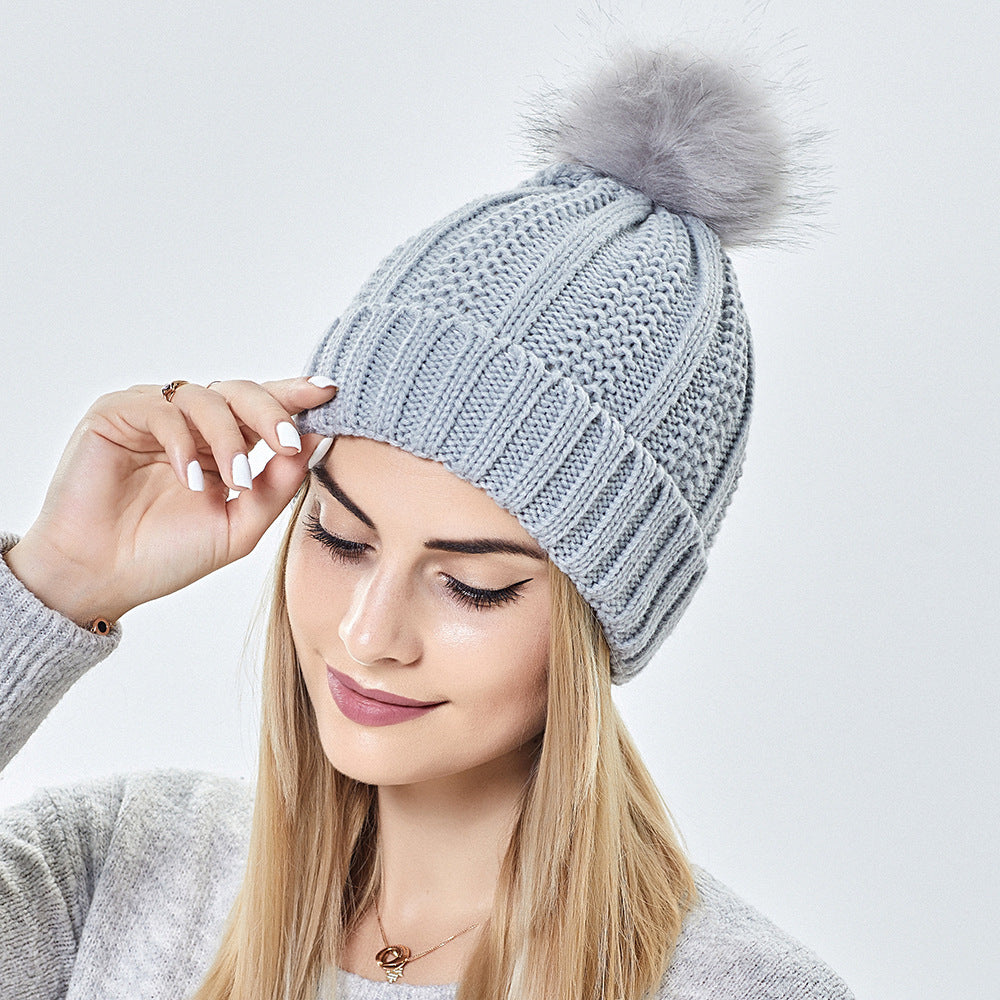 Gorro Beanie de Invierno para Mujer Cálido y Elegante